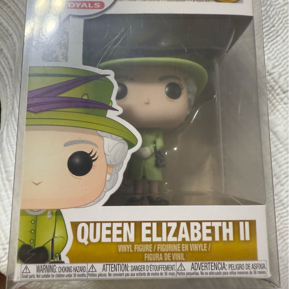 Funko Queen Elizabeth II Vinyl Figure w protector